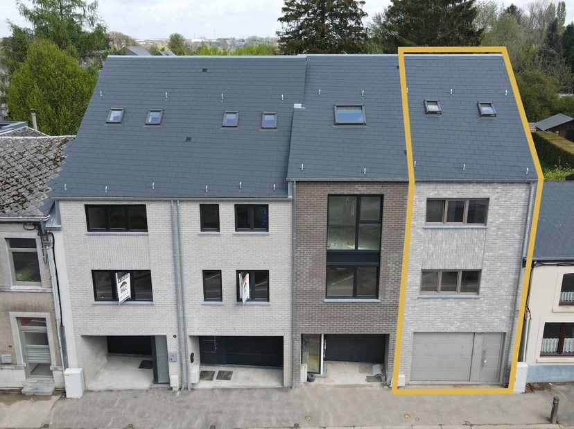 Vivre au cur de Ciney !&lt;br /&gt;
Projet de 3 maisons dans le centre de Ciney&lt;br /&gt;
Découvrez ce nouveau projet de construction de 3 maisons deux façades