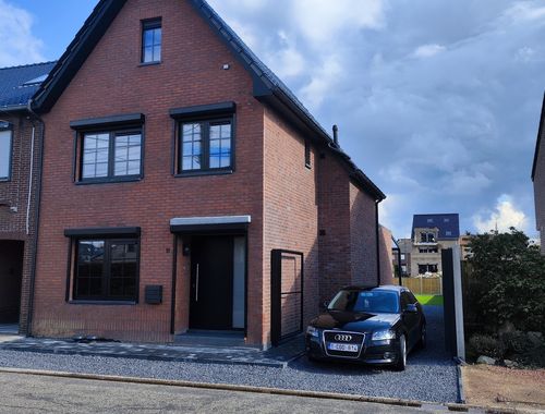                                         Eengezinswoning te koop in Mechelen-aan-de-Maas, € 395.000
