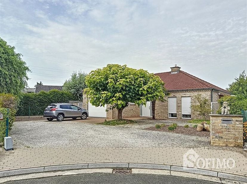 IInstapklare villa nabij het Sterrebos - rust, ruimte en comfort in een groene omgeving&lt;br /&gt;
Indeling: &lt;br /&gt;
De woning verwelkomt je via een ruime i