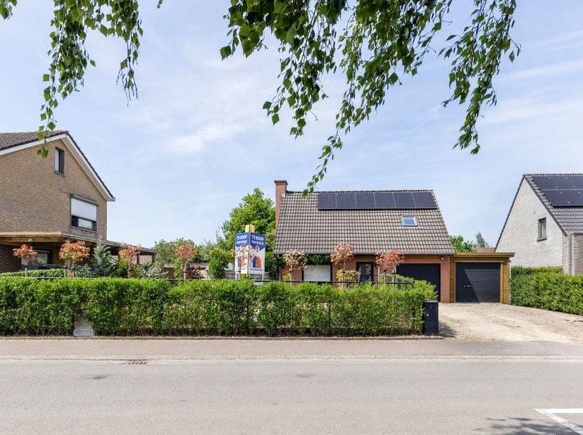 ALWEER VERKOCHT OP EERSTE BEZOEKDAG EN BOVEN DE VRAAGPRIJS! 0456 65 05 26 als u wenst te verkopen&lt;br /&gt;
&lt;br /&gt;
Welkom in deze instapklare alleenstaand