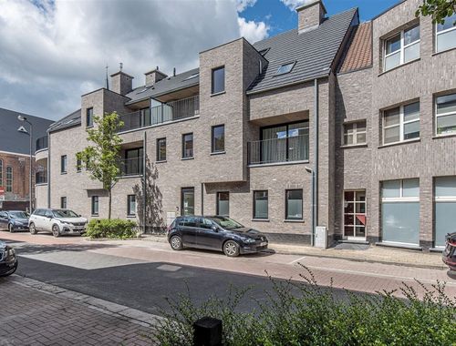                                         Duplex à vendre à Sint-Niklaas, € 335.000
