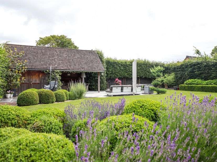 Landelijk gelegen villa met ruime tuin in Grammene&lt;br /&gt;
Op een boogscheut van Deinze, in het rustige en landelijke Grammene, bevindt zich deze charma