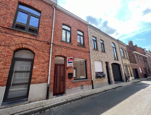                                        Maison à louer à Ieper, € 750
