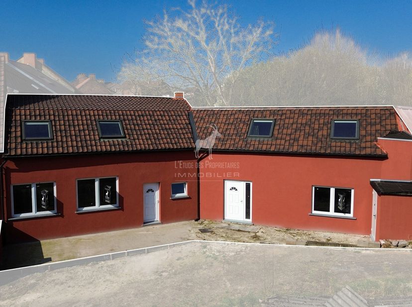 Référence Agence : V7170-415&lt;br /&gt;
VISITE VIRTUELLE : https://immo360.immo-facile.com/vtour/fr/6lebjp&lt;br /&gt;
Découvrez ces deux maisons à terminer dans