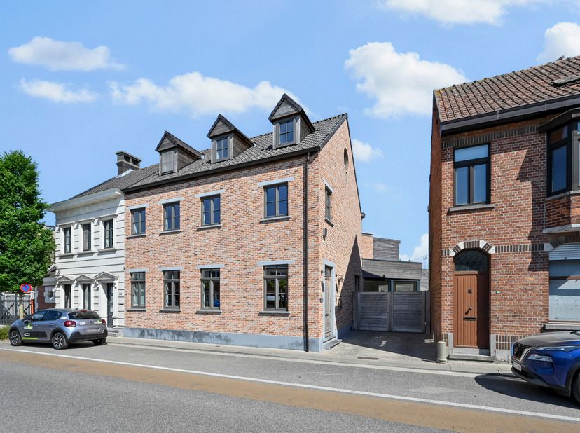 Maison à vendre
                    à 9220 Hamme