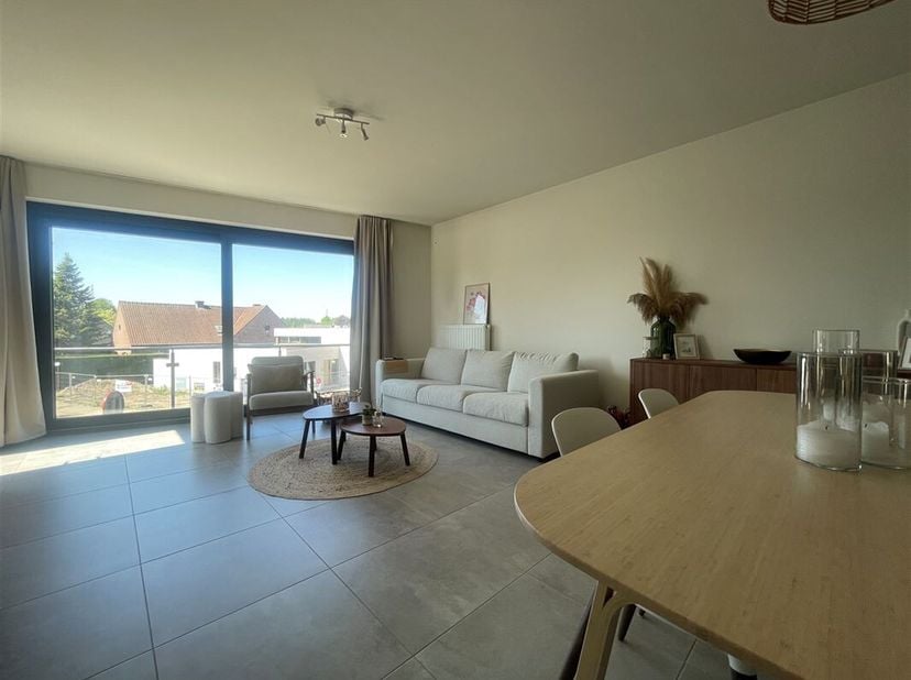 IN OPTIE &lt;br /&gt;
Modern en lichtrijk appartement te huur in hartje Bornem&lt;br /&gt;
Op zoek naar een stijlvolle en comfortabele thuis? Dan is dit instapkla