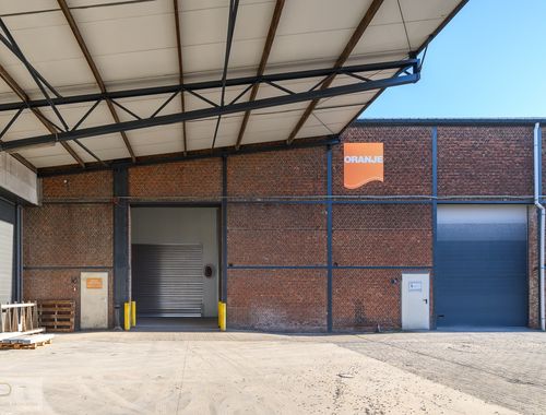                                         Entrepôt sans bureau à louer à Schoten, € 1.250
