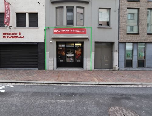                                         Handelszaak te huur in Zwevegem, € 450
