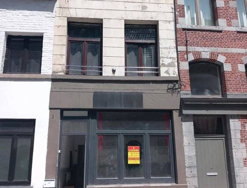                                         Maison à vendre à Mons, € 160.000
