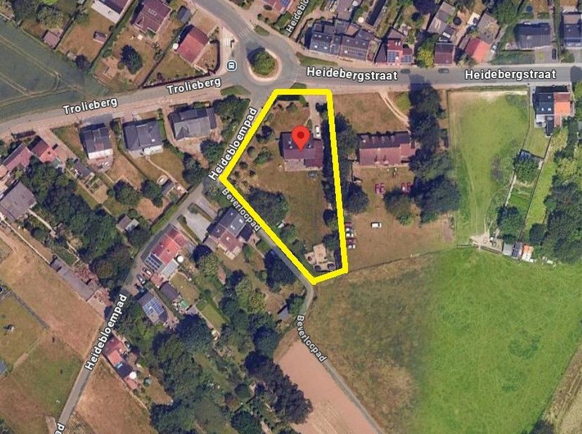 Punt Trolieberg-Heideberg. Zeldzame combinatie: villa 250m² met de brede zuid-tuin om rustig, stil, comfortabel te wonen, op amper 16 minuten van Leuv