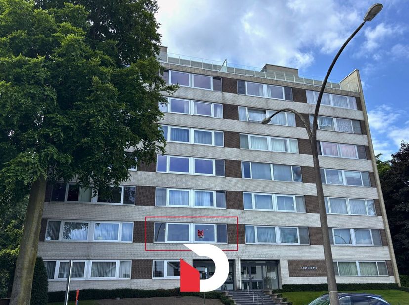 Ruim (125 m²)  3-kamerappartement met tuinzicht in Sint-Michiels  vlak bij Brugge.&lt;br /&gt;
Op zoek naar een comfortabel en ruim appartement op een centr