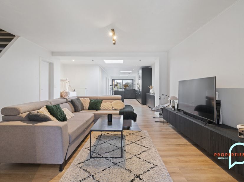 Doe een bod vanaf 275.000 euro!&lt;br /&gt;
Contacteer Sebastian op het nummer 0497 12 60 26 of mail naar sebastian@properties-makelaars.be&lt;br /&gt;
Bent u op