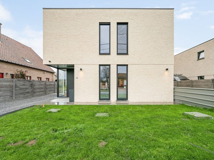 Op een uiterst rustige locatie te Hulshout vinden we deze prachtige, energiezuinige villawoning met modern karakter.&lt;br /&gt;
&lt;br /&gt;
De woning is gelegen