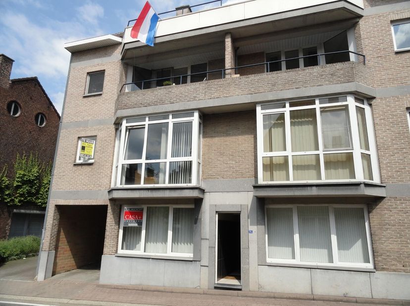 * * WACHTLIJST VOLZET * * - BIJ INTERESSE AUB REAGEREN VIA E-MAIL = info@immofransgoffin.be =&amp;gt; met opgave van het adres van het betreffende pand.&lt;b