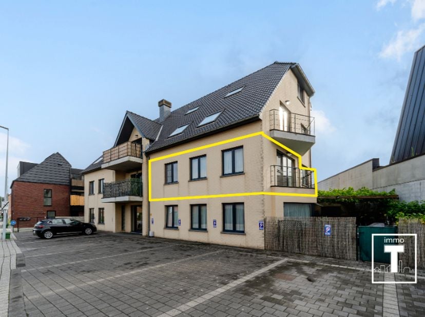 Appartement à vendre
                    à 9290 Uitbergen