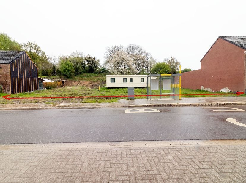 PERCEEL BOUWGROND &lt;br /&gt;
 &lt;br /&gt;
Een perceel bouwgrond gelegen te Tongeren-Borgloon, Heurstraat met een oppervlakte van 2397 m².