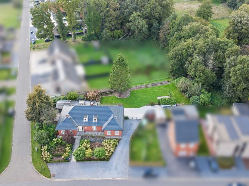 Stijlvolle, energiezuinige villa met aparte loft, ideaal voor co-housing&lt;br /&gt;
&lt;br /&gt;
In de Trompetstraat in Koersel vind je deze ruime en moderne vil
