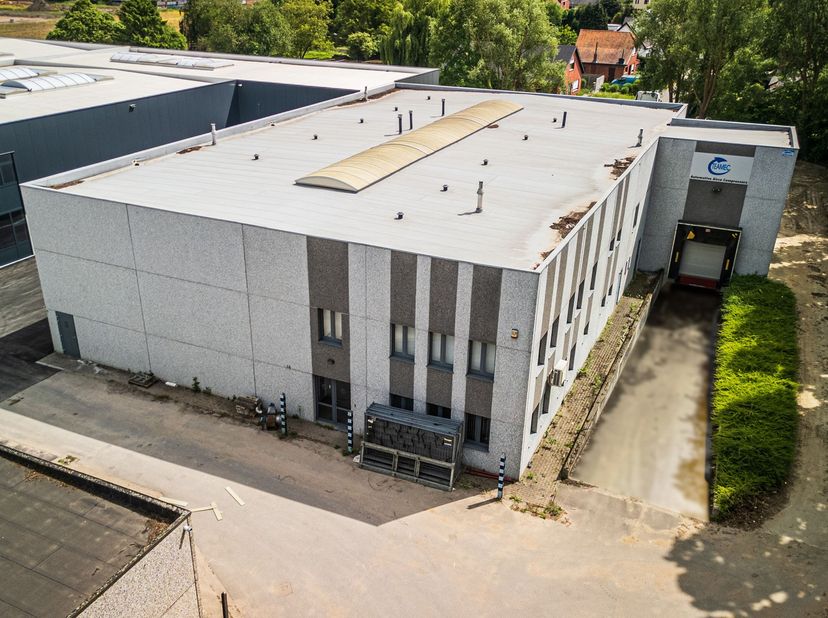 Bien professionnel à vendre
                    à 2220 Heist-op-den-Berg