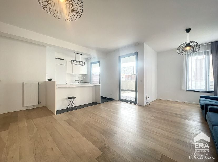 Schaerbeek : Duplex 2 chambres avec terrasse à louer, situé dans le quartier Meiser.Situé au cur du quartier Meiser à Schaerbeek, cet appartement 2 ch