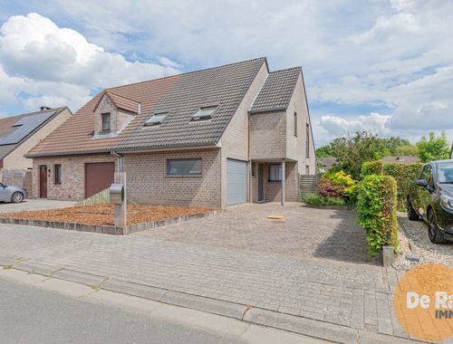                                         Woning te koop in Buggenhout, € 449.000
