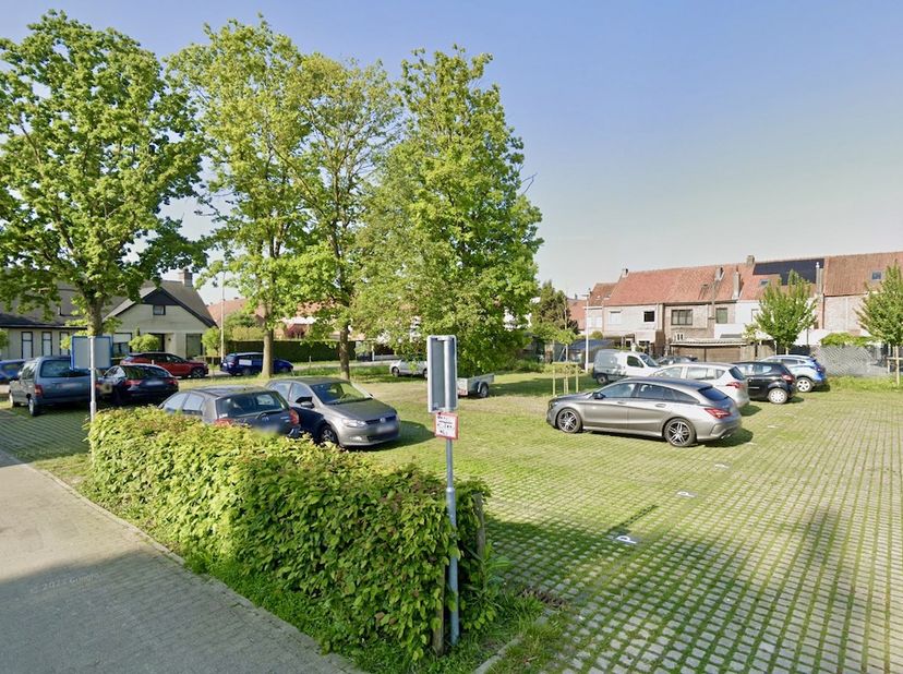 Garage à louer
                    à 9900 Eeklo