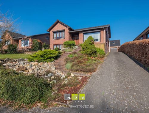                                         Woning te koop in Maaseik, € 335.000
