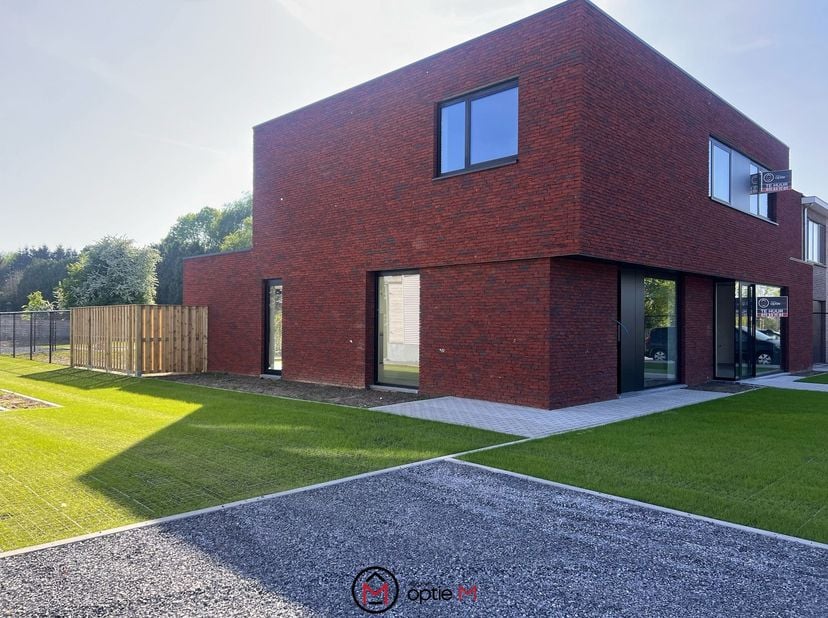 Appartement à louer
                    à 3740 Bilzen
