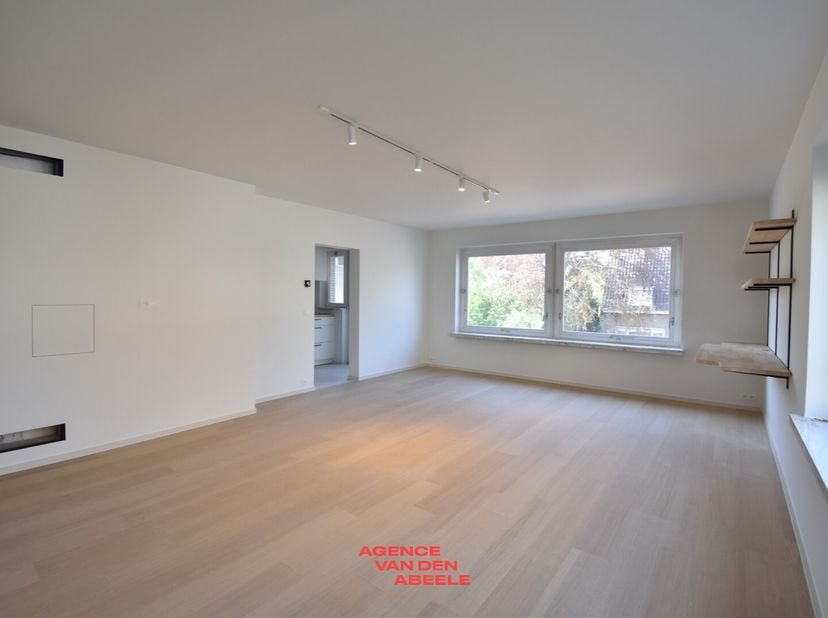Appartement à vendre
                    à 8200 Sint-Andries