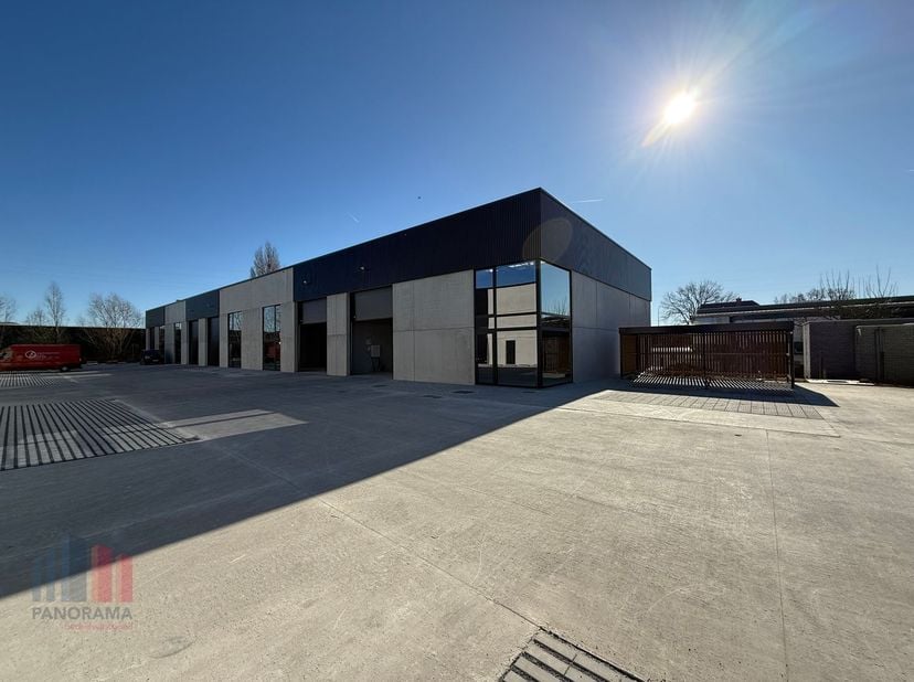 Gloednieuwe KMO-unit met een oppervlakte van 231 m² maakt deel uit van het  project &quot;MEERSBLOEM - MELDEN&quot; langsheen de Schelde en is fantastisch geleg