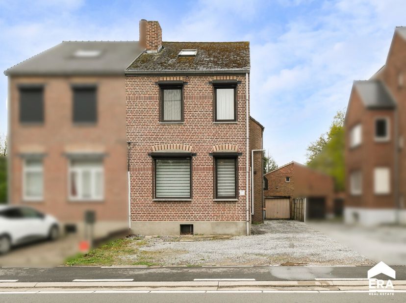 [[ CE BIEN PARTICIPE À LA JOURNÉE MAISONS OUVERTES ERA LE 14/6 DE 13:00 À 14:00 ]]&lt;br /&gt;
Ce bien participe à la Journée Maisons Ouvertes ERA. Visitabl