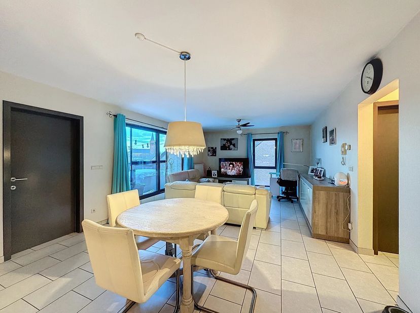 Appartement à vendre
                    à 2400 Mol