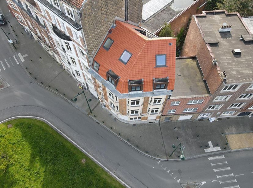 Ukkel  Avenue des Sept Bonniers, een van de mooiste adressen van Ukkel, op een toplocatie vlak bij Altitude 100, winkels en openbaar vervoer (tram 51,