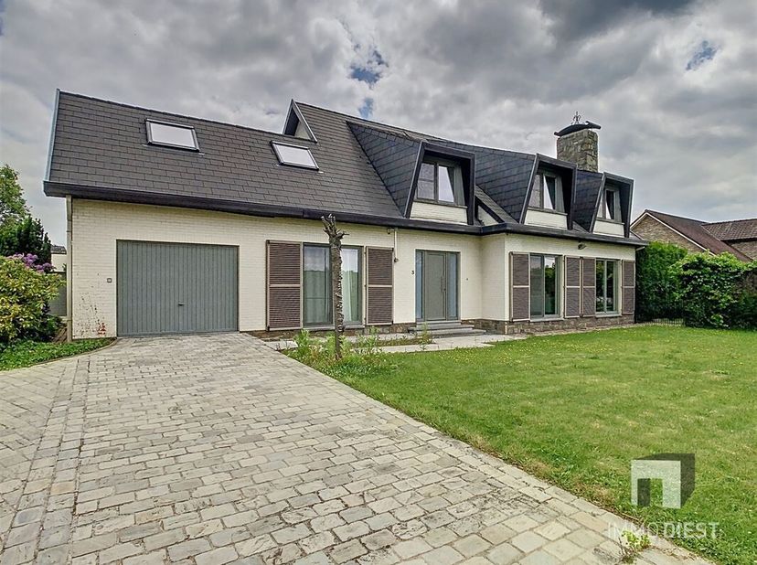 Maison à vendre
                    à 3290 Deurne