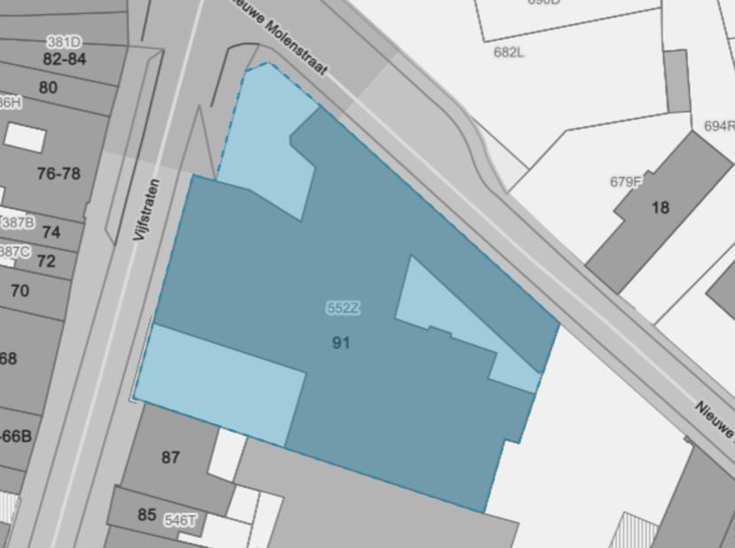 Uniek handelspand op karaktervolle historische site  ook beschikbaar als pop-up of tijdelijke invulling&lt;br /&gt;
Op de hoek van de Vijfstraten en de Nieu