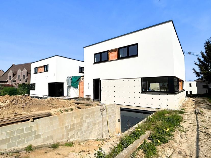 Energiezuinige nieuwbouwwoning vlakbij Maastricht onder registratierechten&lt;br /&gt;
Deze royale nieuwbouwwoning is gelegen op een perceel van 501 m² in V