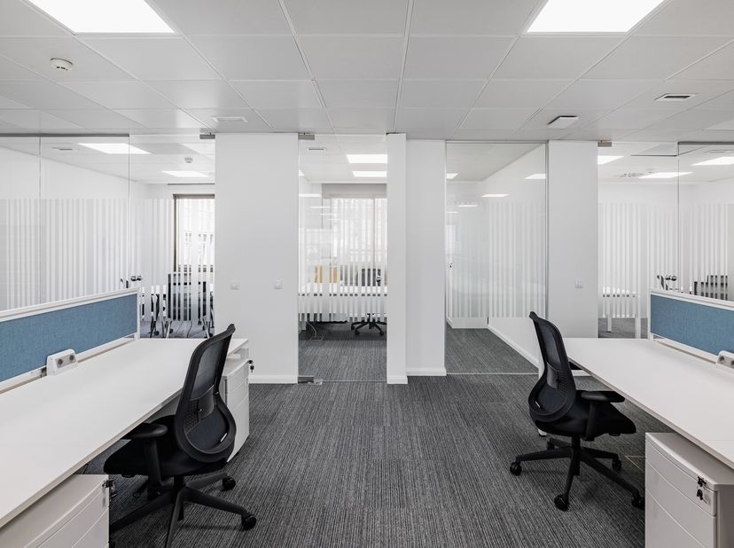 Bureaux privatifs dans un espace de co-working&lt;br /&gt;
(Ref. RCP-BCO)&lt;br /&gt;
Espaces privés ou partagés disponibles :&lt;br /&gt;
- Bureau (desk) dans un espac