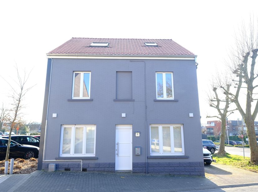Huis te koop
                    in 1933 Sterrebeek