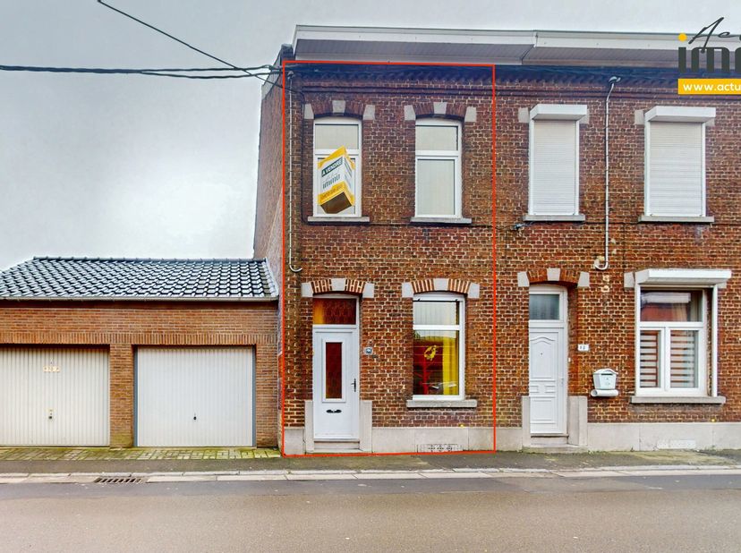 Actualimmo vous propose cette maison qui offre une belle opportunité de rénovation, Située dans un quartier recherché, à proximité des écoles et des c