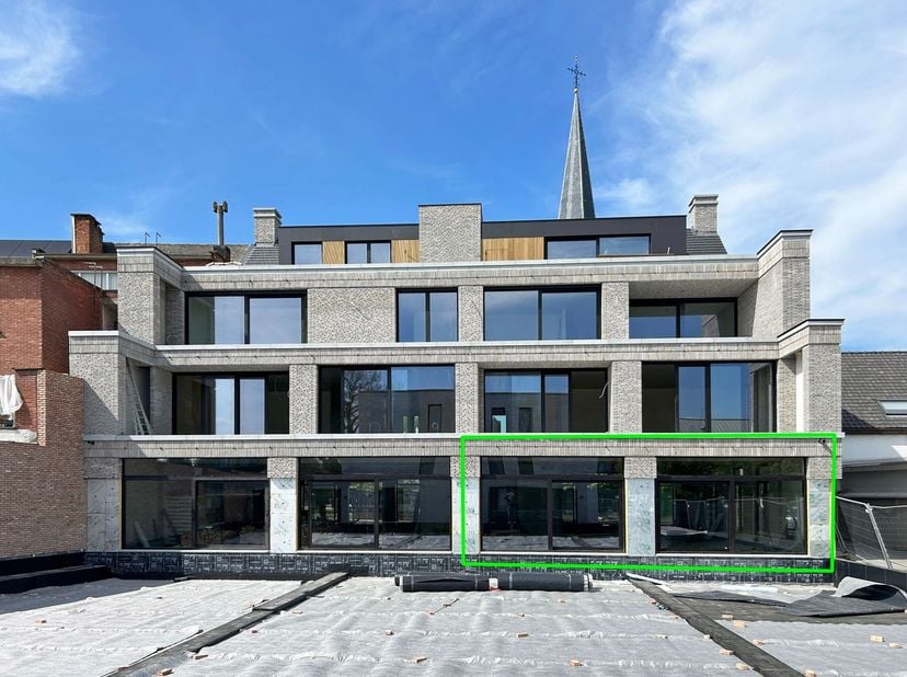 Bien professionnel à vendre
                    à 2160 Wommelgem