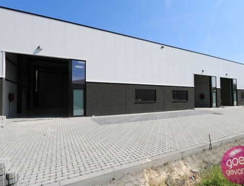                                         Bedrijfsgebouw te koop in Tongeren, € 288.650
