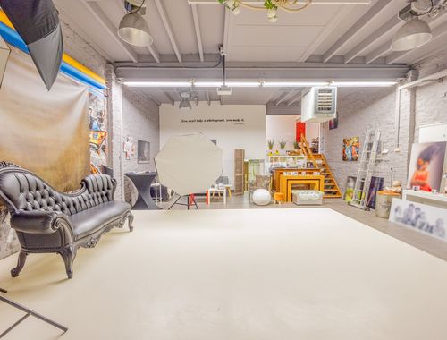                                         Bien commercial à louer à Zwevegem, € 655
