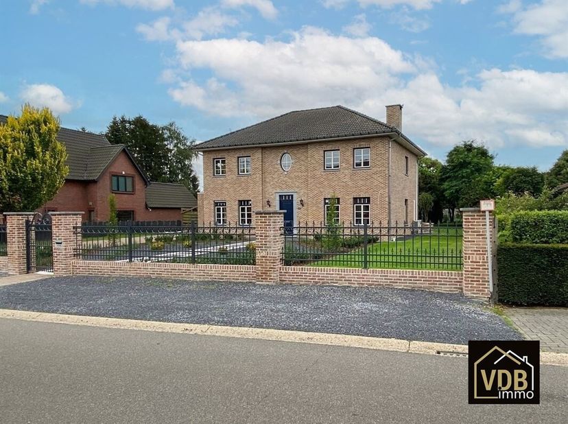 Maison à vendre
                    à 3650 Dilsen-Stokkem