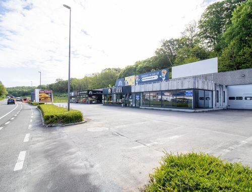                                         Handelszaak te huur in Wavre, € 4.000
