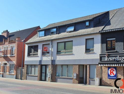                                         Triplex à louer à Kwaadmechelen, € 825
