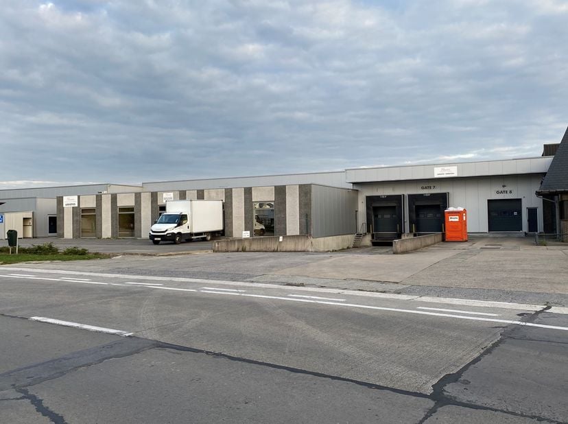 Bien professionnel à louer
                    à 9320 Erembodegem