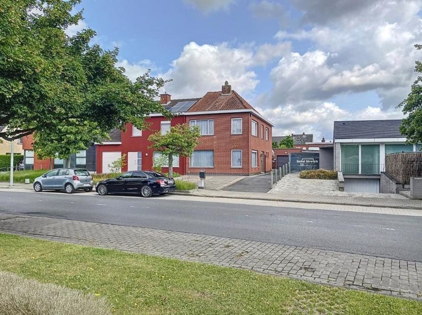 Maison à vendre
                    à 8800 Roeselare