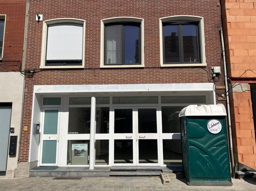 Bien professionnel à louer
                    à 2200 Herentals