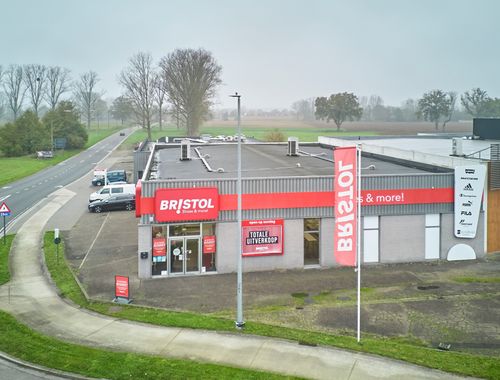                                        Commercieel Gebouw te huur in Opgrimbie, € 3.500
