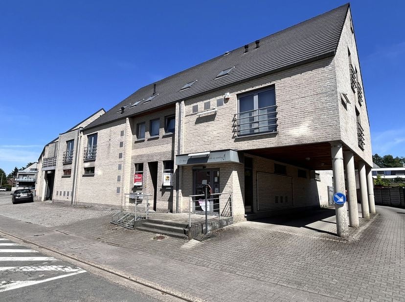 Appartement à vendre
                    à 3665 As