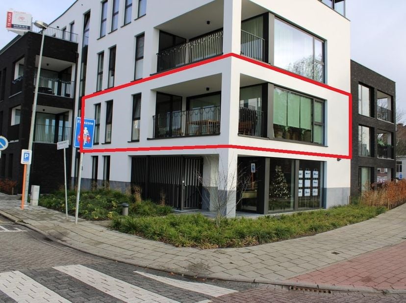 Dit appartement is gelegen in Residentie Riverside II te Lier, een nieuwbouwproject in het centrum van de stad. Dit BEN appartement (EPC 28kWh/m² jaar